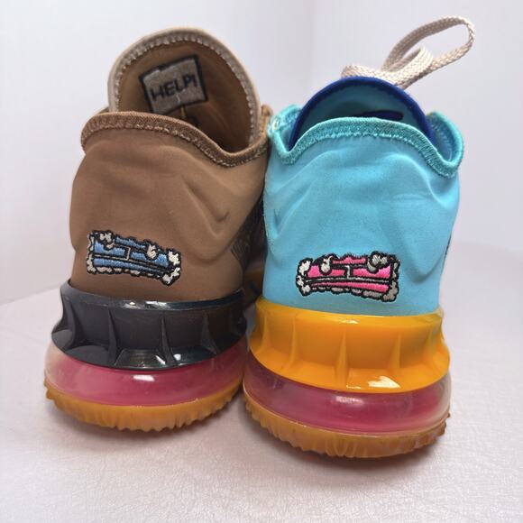 LeBron 18 Low Nike CV7562-401 | 11 - Picture 6 of 9